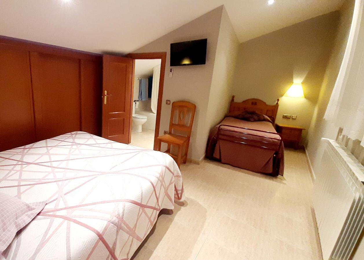 Hostal Rural Casa Castro Alberuela de la Liena Kültér fotó