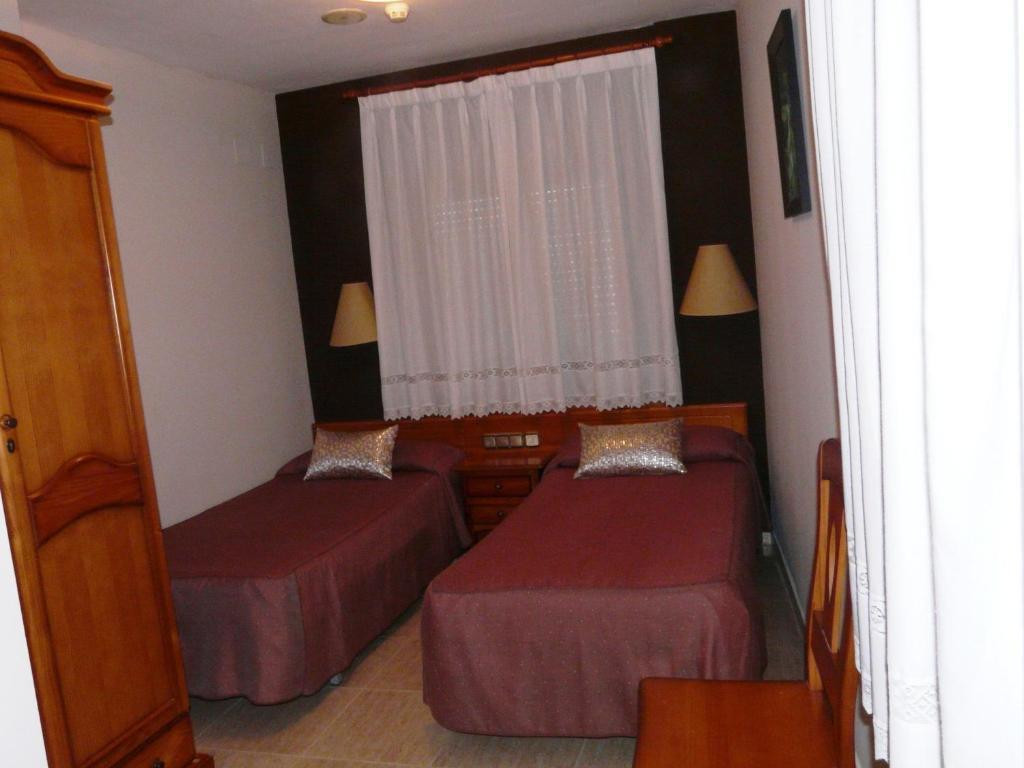 Hostal Rural Casa Castro Alberuela de la Liena Szoba fotó