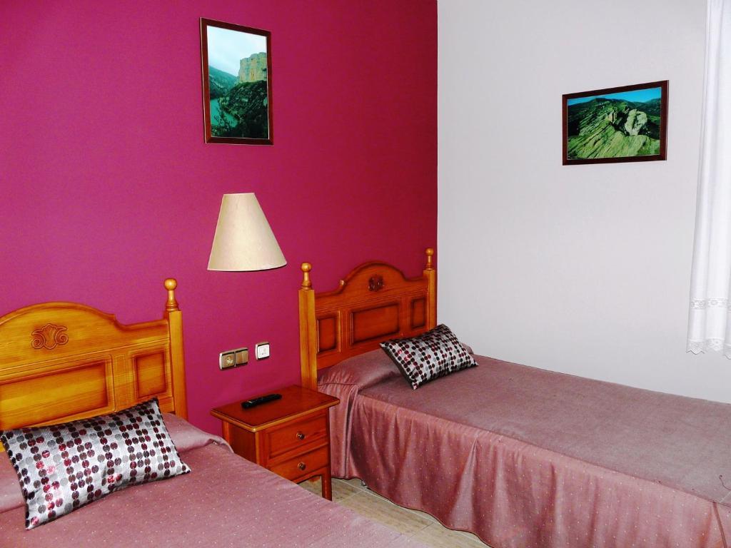 Hostal Rural Casa Castro Alberuela de la Liena Kültér fotó